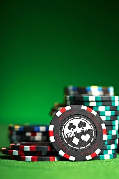 247gsl Dealers en español que reparten en directo cada noche
